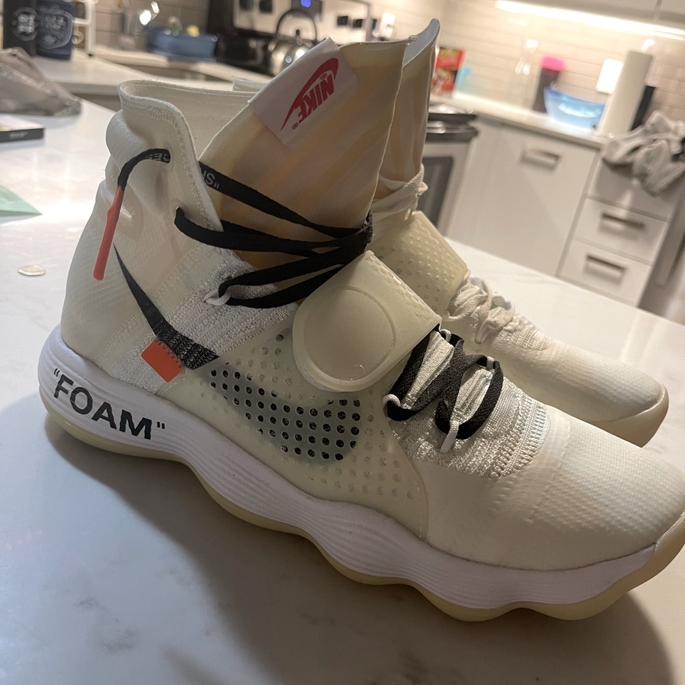 NIKE X OFFWHITE FLYKNIT HYPERDUNK